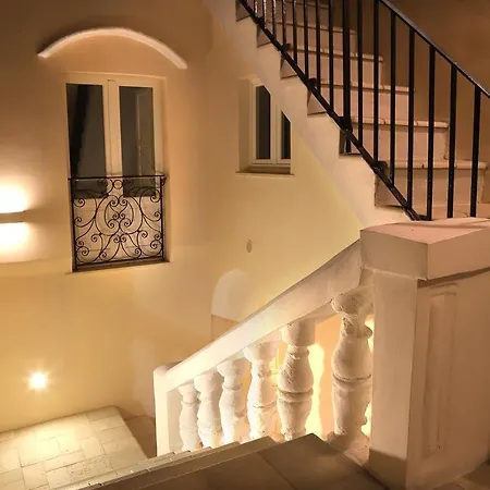 Palazzo Castiglione *